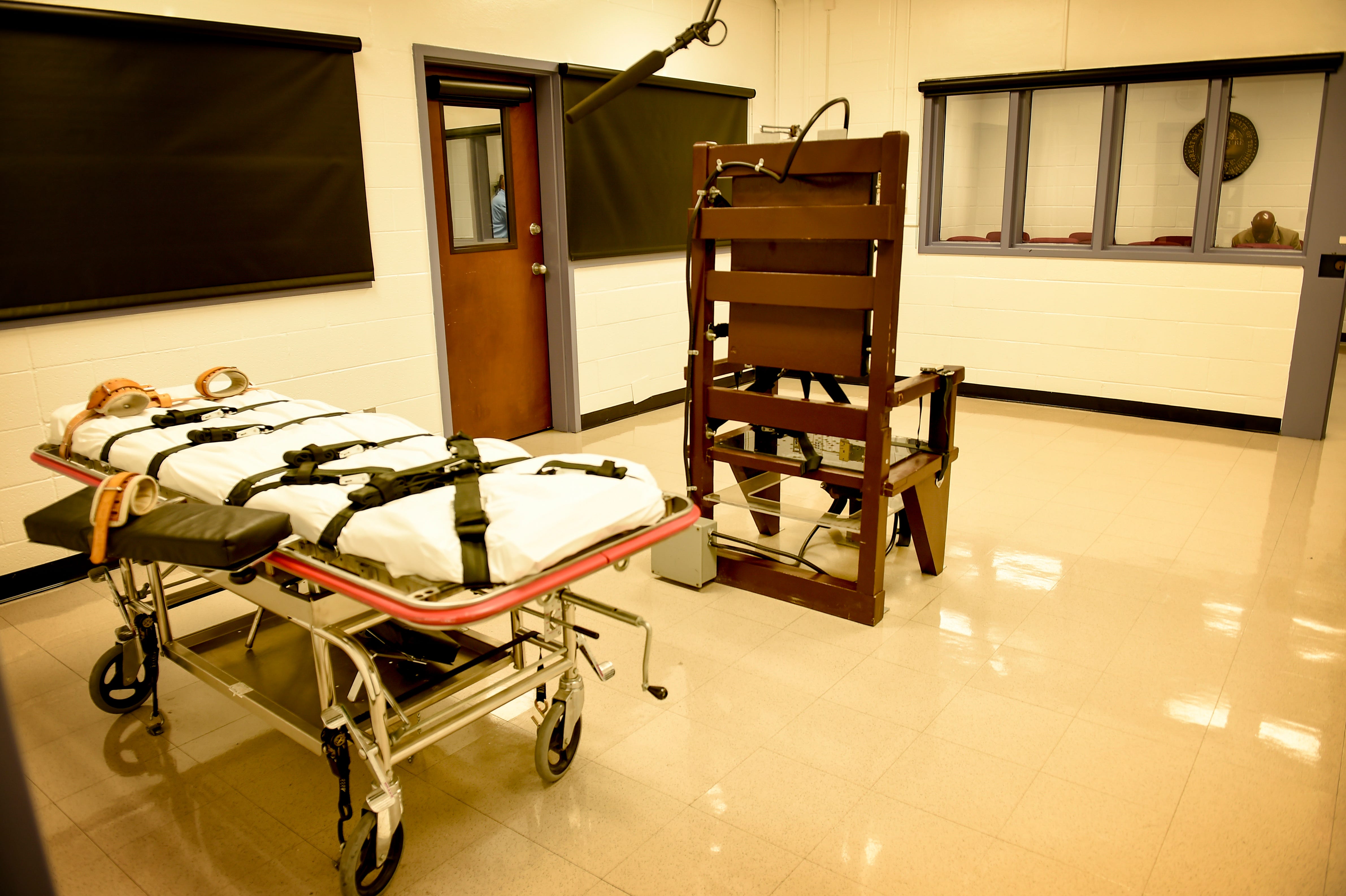 Preparation For Electric Chair Preparation For Electric Chair